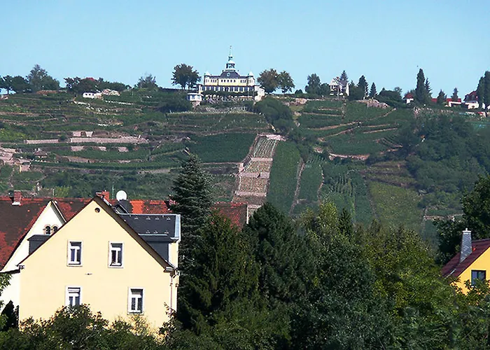 Am Elberadweg Apartman